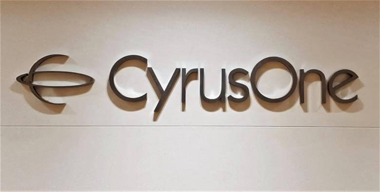 cyrusone_premium2
